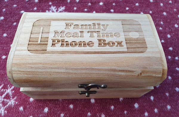 Family Mealtime Mobile Phone Box